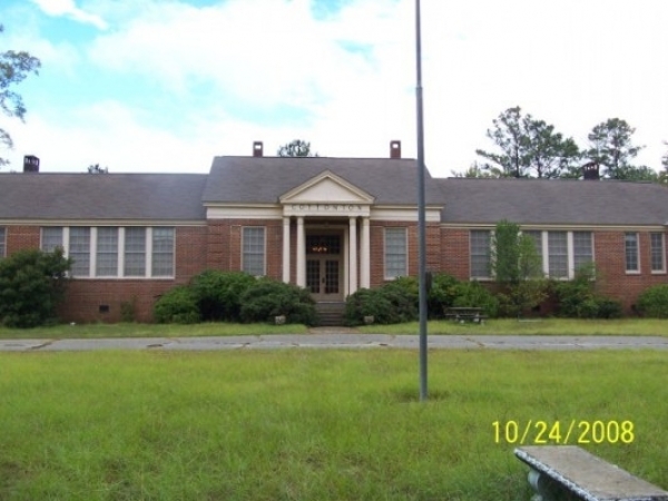 Listing Image #1 - Multi-Use for sale at 9 Schoolhouse Rd, Cottonton AL 36851