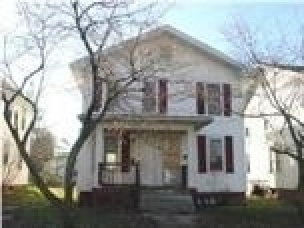 Listing Image #1 - Multi-family for sale at 1105 E Powell Avenue, Evansville IN 47714 Listing Image #1 - Multi-family for sale at 1105 E Powell Avenue, Evansville IN 47714