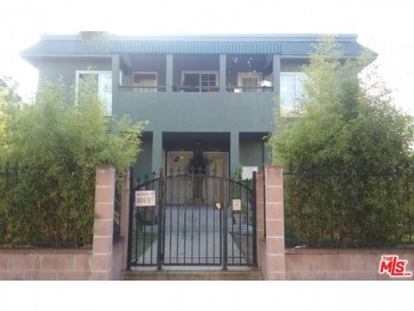 Listing Image #1 - Multi-family for sale at 821 - 823 1/2 N Heliotrope Dr, Los Angeles CA 90029