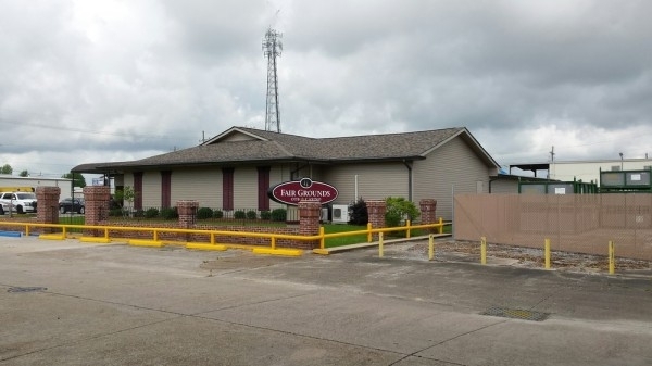 Listing Image #1 - Retail for sale at 111 Moss Lane, Houma LA 70360 Listing Image #1 - Retail for sale at 111 Moss Lane, Houma LA 70360