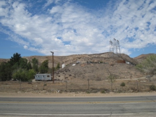 Listing Image #1 - Land for sale at 15703 Sierra Highway, Santa Clarita CA 91380