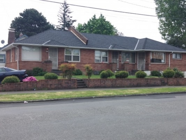 Listing Image #1 - Multi-family for sale at 8128 NE Beech St, Portland OR 97213
