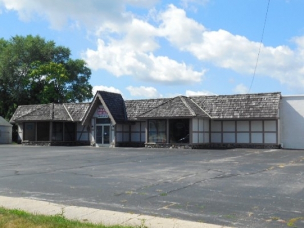 Listing Image #1 - Retail for sale at 114 E. Hines, Midland MI 48640