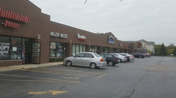 Listing Image #1 - Shopping Center for sale at 3701 Grand Avenue, Gurnee IL 60031
