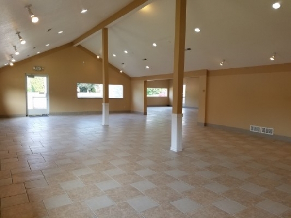 Listing Image #1 - Business for sale at 31966 W Jefferson, Brownstown MI 48173