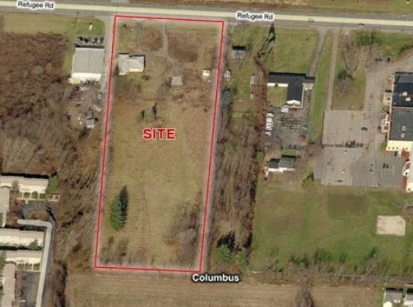 Listing Image #1 - Retail for sale at 3375 Refugee Road, Columbus OH 43232 Listing Image #1 - Retail for sale at 3375 Refugee Road, Columbus OH 43232