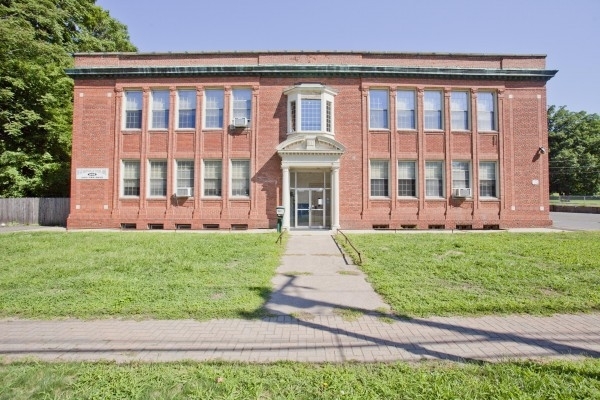 Listing Image #1 - Business for sale at 359 Hazard Ave, Enfield CT 06082