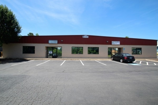 Listing Image #1 - Office for sale at 5 Le Way Drive, Fredericksburg VA 22406
