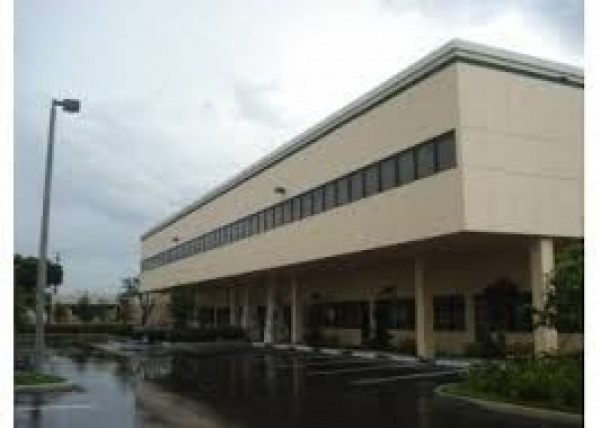 Listing Image #2 - Office for sale at 4577 Nob Hill Rd., Sunrise FL 33351