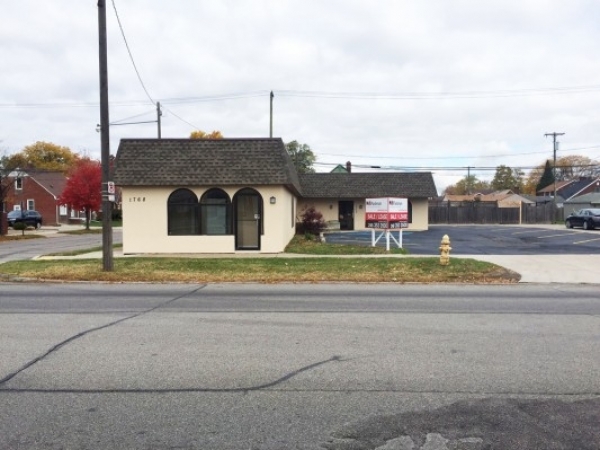Retail for Sale - 1768 Ford Ave, Wyandotte MI