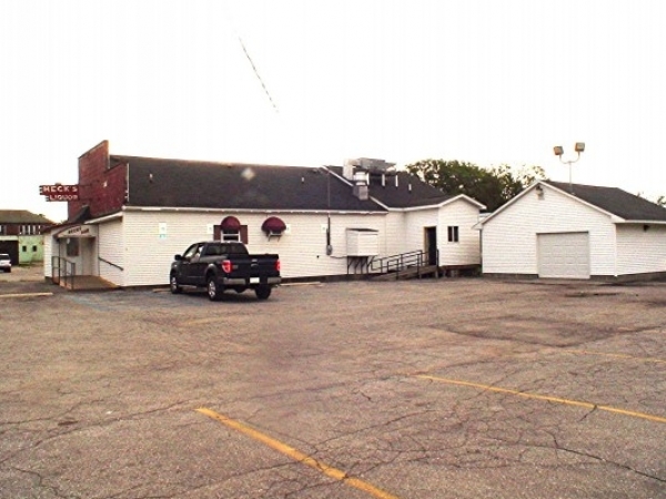 Listing Image #2 - Business for sale at 555 Shattuck, Saginaw MI 48604