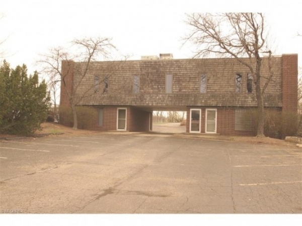 Listing Image #1 - Office for sale at 1340 N. Market Ave., Canton OH 44714 Listing Image #1 - Office for sale at 1340 N. Market Ave., Canton OH 44714