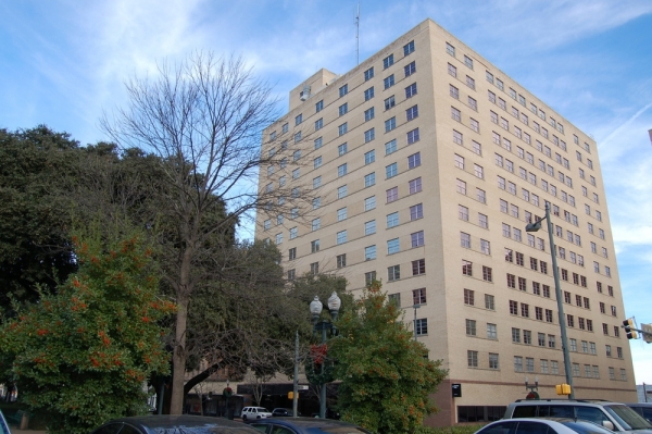 Listing Image #1 - Office for sale at 525 Milam Street, Shreveport LA 71101 Listing Image #1 - Office for sale at 525 Milam Street, Shreveport LA 71101