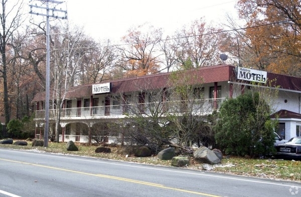 Listing Image #1 - Motel for sale at 972 South Route 9w, Congers NY 10920 Listing Image #1 - Motel for sale at 972 South Route 9w, Congers NY 10920