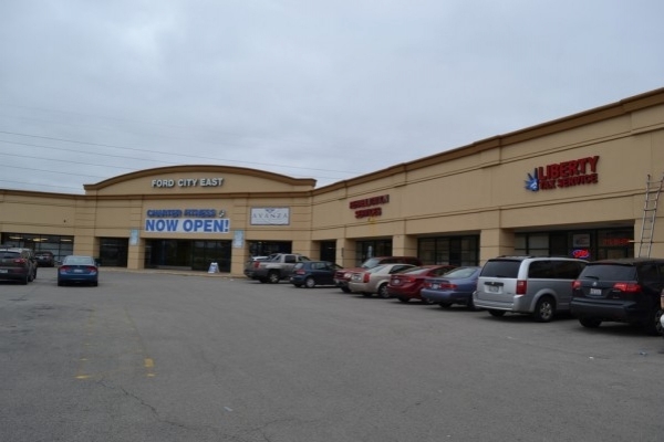Listing Image #1 - Shopping Center for sale at 7600 S. Pulaski Road, Chicago IL 60652