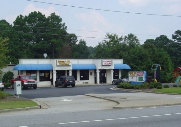 Listing Image #1 - Retail for sale at 715 West Lanier Avenue, Fayetteville GA 30214