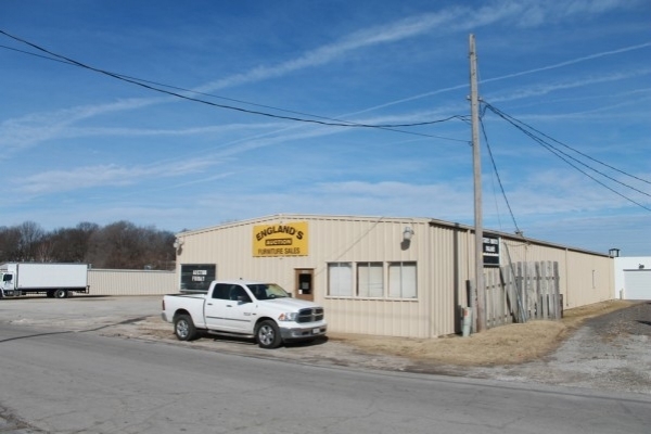 Listing Image #1 - Industrial for sale at 1530 Duck Rd, Grandview MO 64030