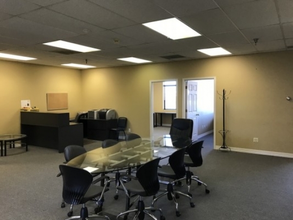 Listing Image #1 - Office for sale at 925 W Kenyon Ave, Englewood CO 80110
