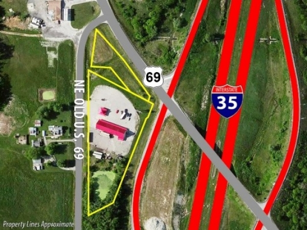 Listing Image #1 - Business for sale at 7653 NE Old Hwy 69, Cameron MO 64429
