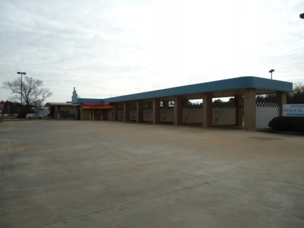 Listing Image #1 - Retail for sale at 879 Bert Kouns Industrial Loop 71118 and 1751 Jimmie Davis, Shreveport LA 71118 Listing Image #1 - Retail for sale at 879 Bert Kouns Industrial Loop 71118 and 1751 Jimmie Davis, Shreveport LA 71118