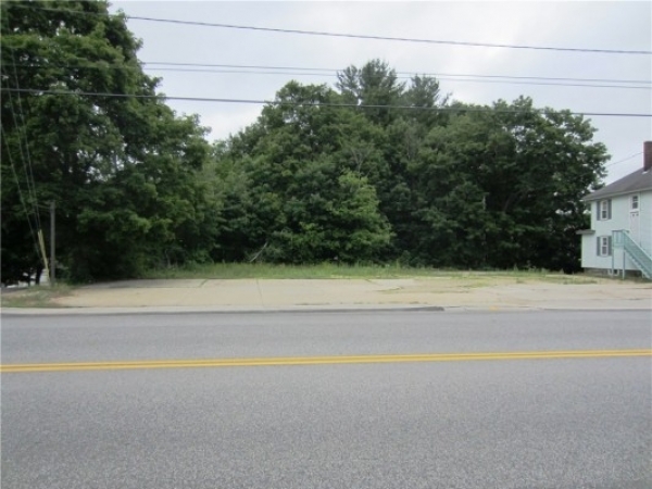 Listing Image #1 - Business for sale at 598 Main Street, Sanford ME 04083