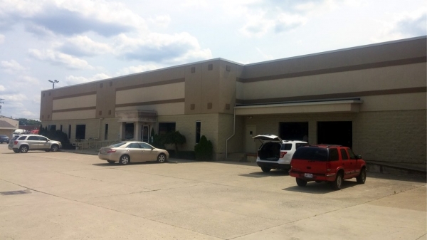 Listing Image #1 - Industrial for sale at 2425 Stanley Ave., Dayton OH 45404