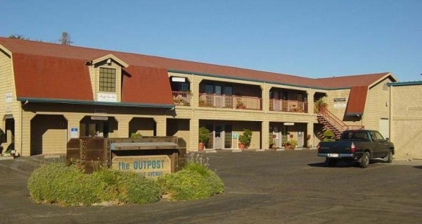 Listing Image #1 - Shopping Center for sale at 1955 Lucile Avenue, Stockton CA 95209