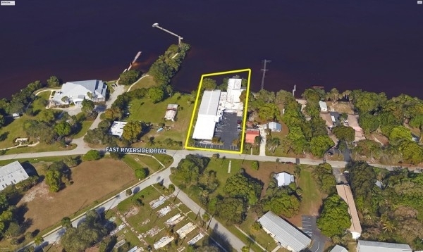 Listing Image #1 - Office for sale at 3131 E Riverside Dr, Fort Myers FL 33916 Listing Image #1 - Office for sale at 3131 E Riverside Dr, Fort Myers FL 33916