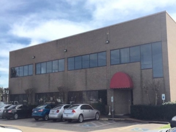Listing Image #1 - Office for sale at 6701 Highway Blvd., Katy TX 77494