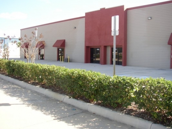 Listing Image #1 - Industrial for sale at 657 Gadson Street, Groveland FL 34736