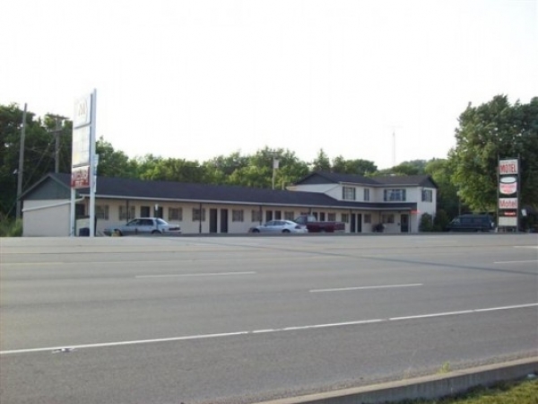 Listing Image #1 - Land for sale at 1075 E Eads Parkway - US 50, Lawrenceburg IN 47025