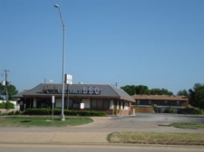 Listing Image #1 - Retail for sale at 907 E. Pioneer Parkway, Arlington TX 76010