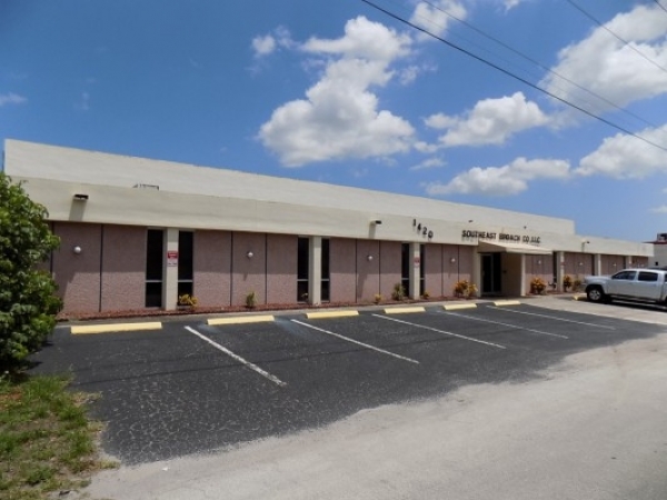 Listing Image #1 - Industrial for sale at 1420 NW 65 Avenue, Plantation FL 33313