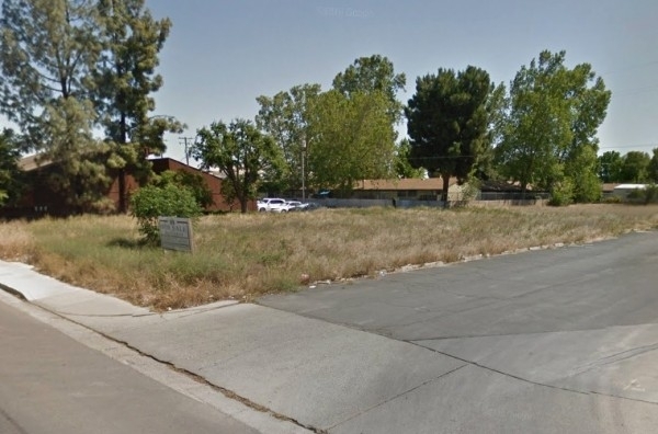 Listing Image #1 - Land for sale at 210 S Madera Ave, Kerman CA 93630