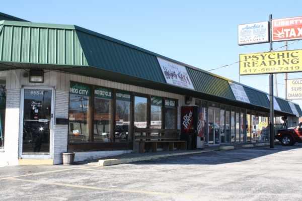 Listing Image #1 - Retail for sale at 851 S. Glenstone, Springfield MO 65802