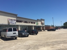 Listing Image #1 - Shopping Center for sale at 11113 Braesridge road, Houston TX 77071