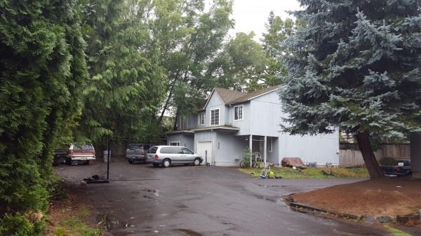 Listing Image #1 - Multi-family for sale at 9985-87 SW Walnut, Tigard OR 97223