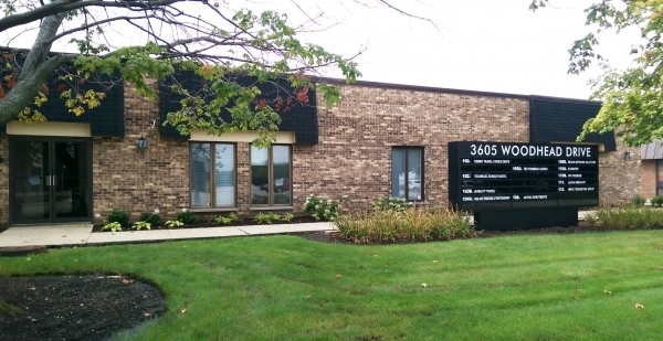 Listing Image #1 - Office for sale at 3605 Woodhead Dr., Northbrook IL 60062