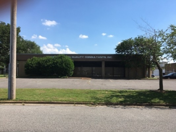 Listing Image #1 - Industrial for sale at 1579 3 Place, Memphis TN 38116