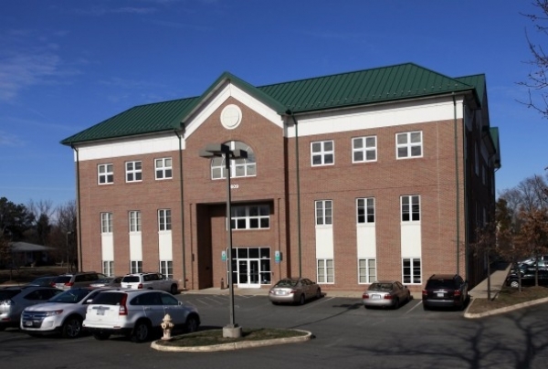 Listing Image #1 - Office for sale at 8609 Sudley Road, Manassas VA 20110