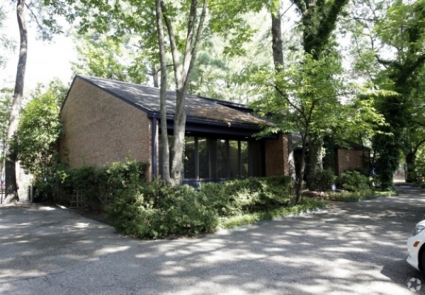 Listing Image #1 - Office for sale at 5501 Murray, Memphis TN 38119 Listing Image #1 - Office for sale at 5501 Murray, Memphis TN 38119