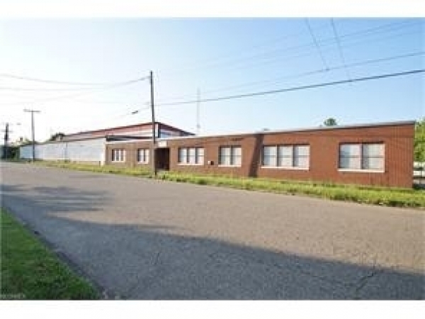 Listing Image #1 - Industrial for sale at 2322 13th Street NE, Canton OH 44705