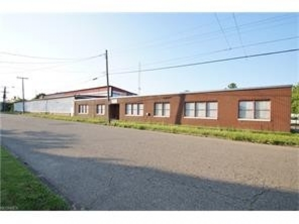 Listing Image #1 - Industrial for sale at 2322 13th Street NE, Canton OH 44705 Listing Image #1 - Industrial for sale at 2322 13th Street NE, Canton OH 44705