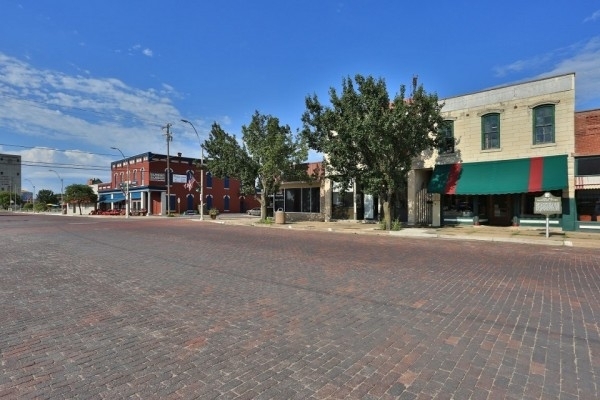 Listing Image #1 - Business for sale at 208 Main St, Halstead KS 67056 Listing Image #1 - Business for sale at 208 Main St, Halstead KS 67056