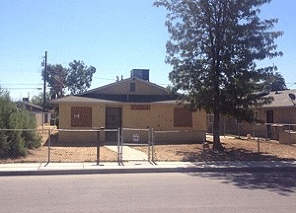 Listing Image #1 - Multi-family for sale at 415 S. Haley St., Bakersfield CA 93307