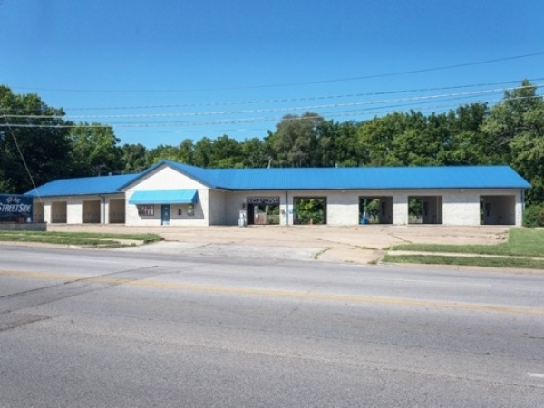 Listing Image #1 - Business for sale at 5318 Raytown Road, Raytown MO 64133