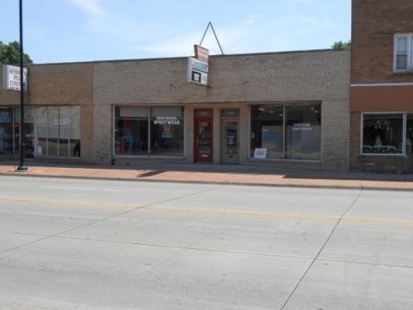Listing Image #1 - Retail for sale at 3152-3154 Avenue of the Cities, Moline IL 61265