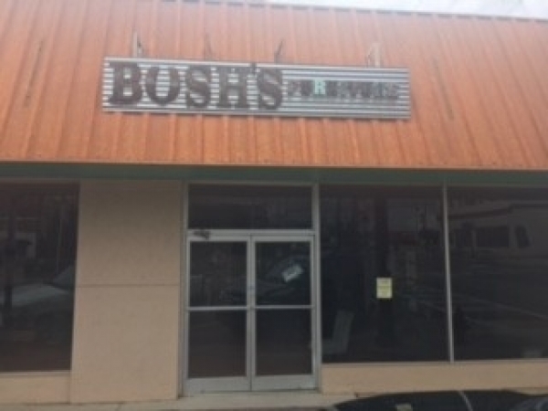 Listing Image #1 - Retail for sale at 106 Gordon St, Ashburn GA 31714 Listing Image #1 - Retail for sale at 106 Gordon St, Ashburn GA 31714