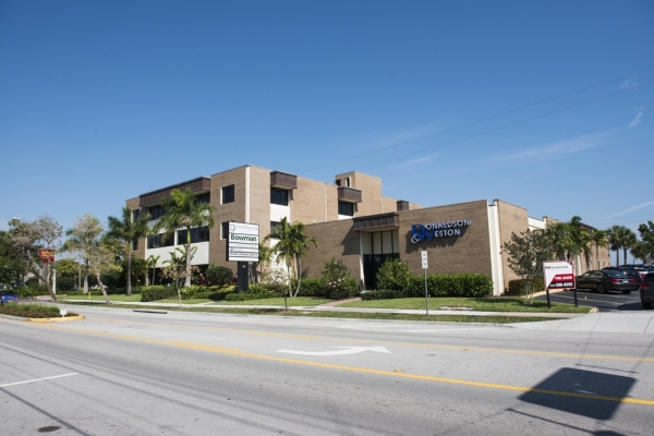 Listing Image #1 - Office for sale at 301 SE Ocean Blvd., Stuart FL 34994 Listing Image #1 - Office for sale at 301 SE Ocean Blvd., Stuart FL 34994