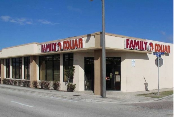 Listing Image #1 - Retail for sale at 4700 Broadway Avenue, West Palm Beach FL 33407 Listing Image #1 - Retail for sale at 4700 Broadway Avenue, West Palm Beach FL 33407
